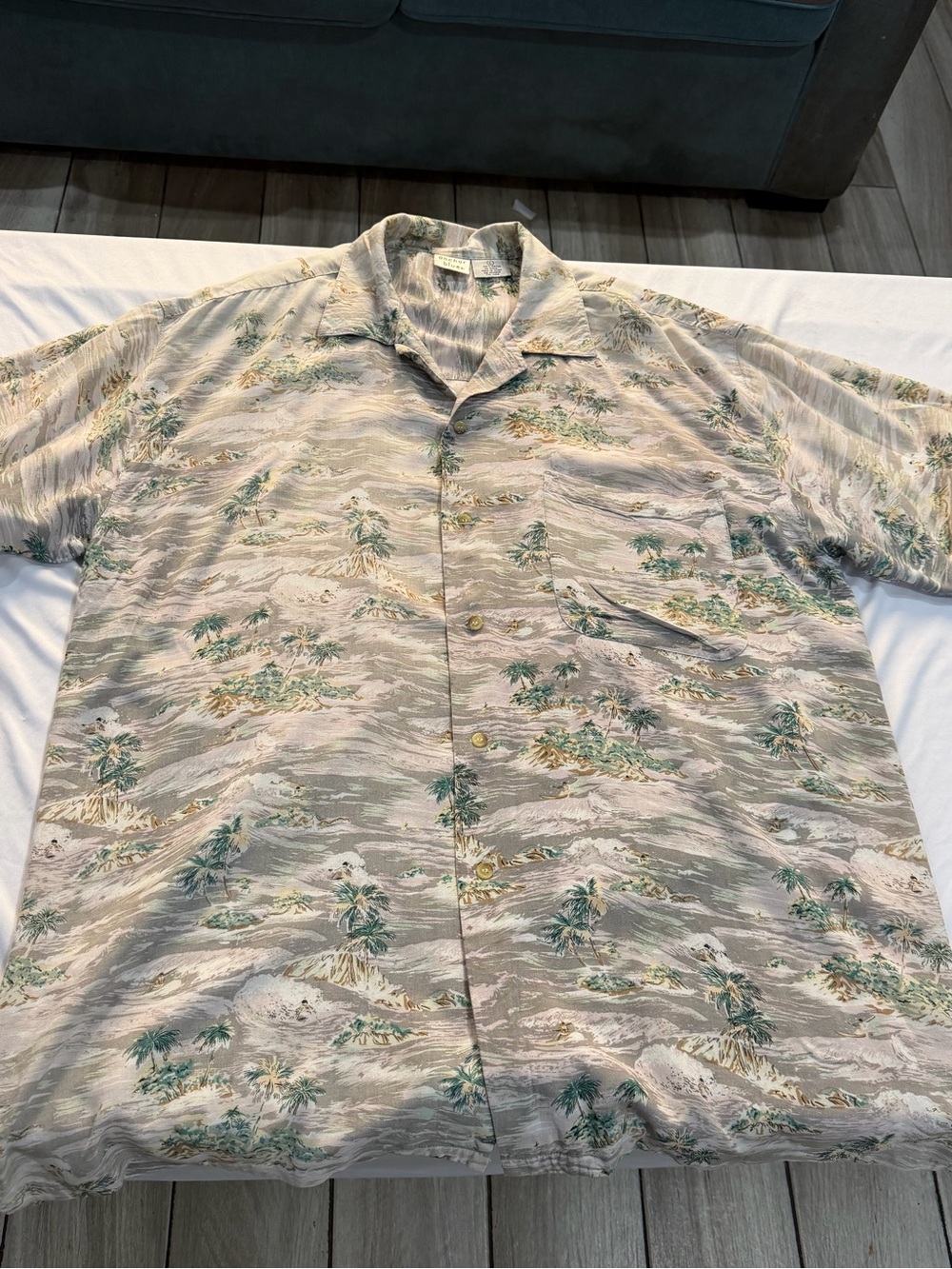 Vintage 90s Anchor Blue Rayon Hawaiian Camp Shirt Men's Large